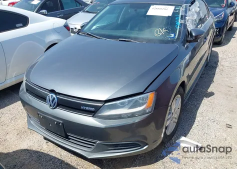 2013 Volkswagen Jetta Hybrid Sel z USA, uszkodzony, nr VIN 3VW637AJ5DM263330